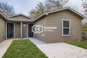 featured image of 3215 Mcarthur Ave #102