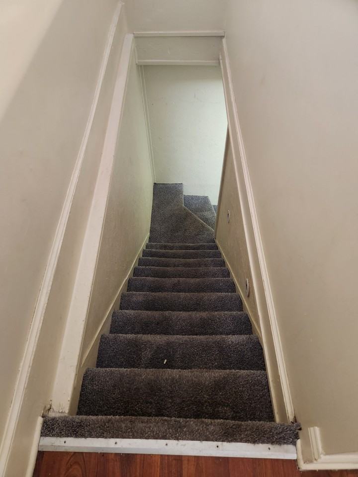 410 Graves St #1 - Photo 7 of 17