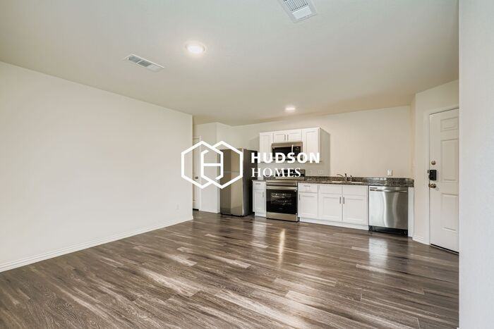 8346 Tidwell Rd #A - Photo 5 of 14