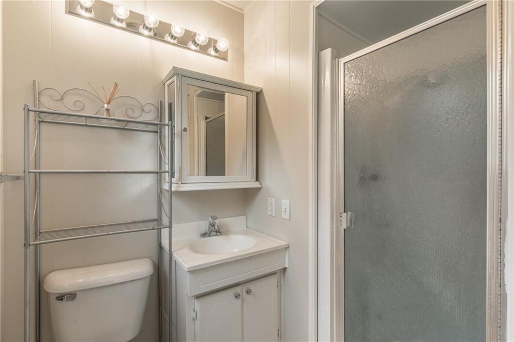 9 Shirley Ln #1 - Photo 7 of 10