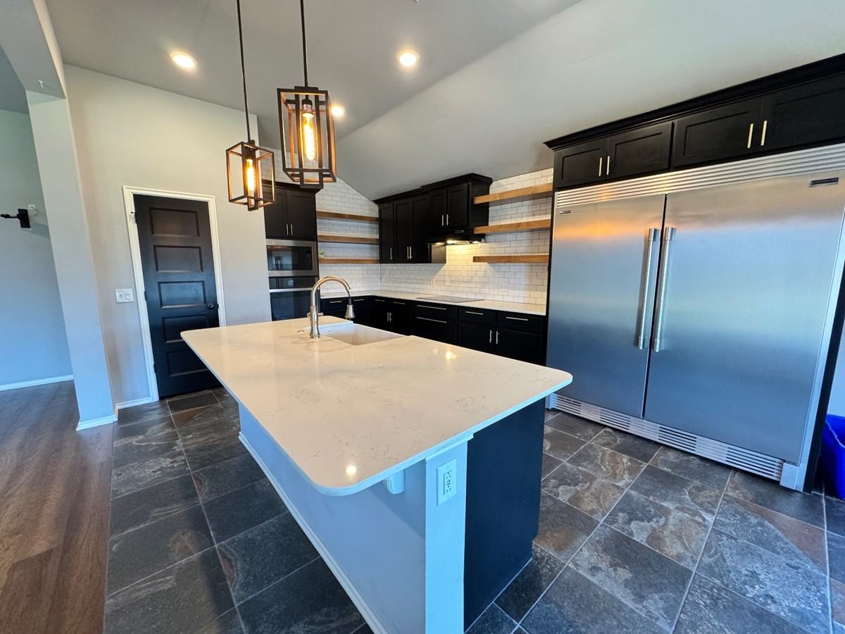 1104 Black Mesa Rd #1 - Photo 3 of 26