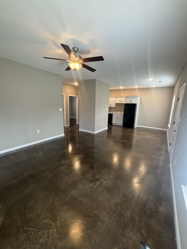 4297 Holcomb #398 - Photo 4 of 19