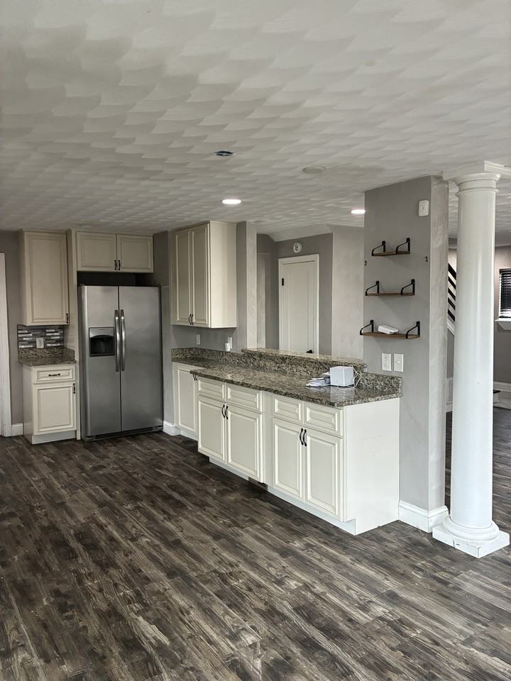 2808 Beachmont Ave #1 - Photo 6 of 36