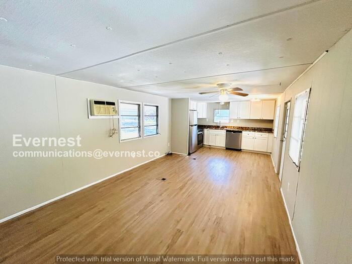 820 Paradise Blvd - Photo 2 of 17