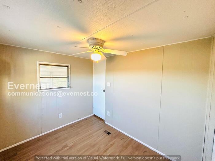 820 Paradise Blvd - Photo 5 of 17