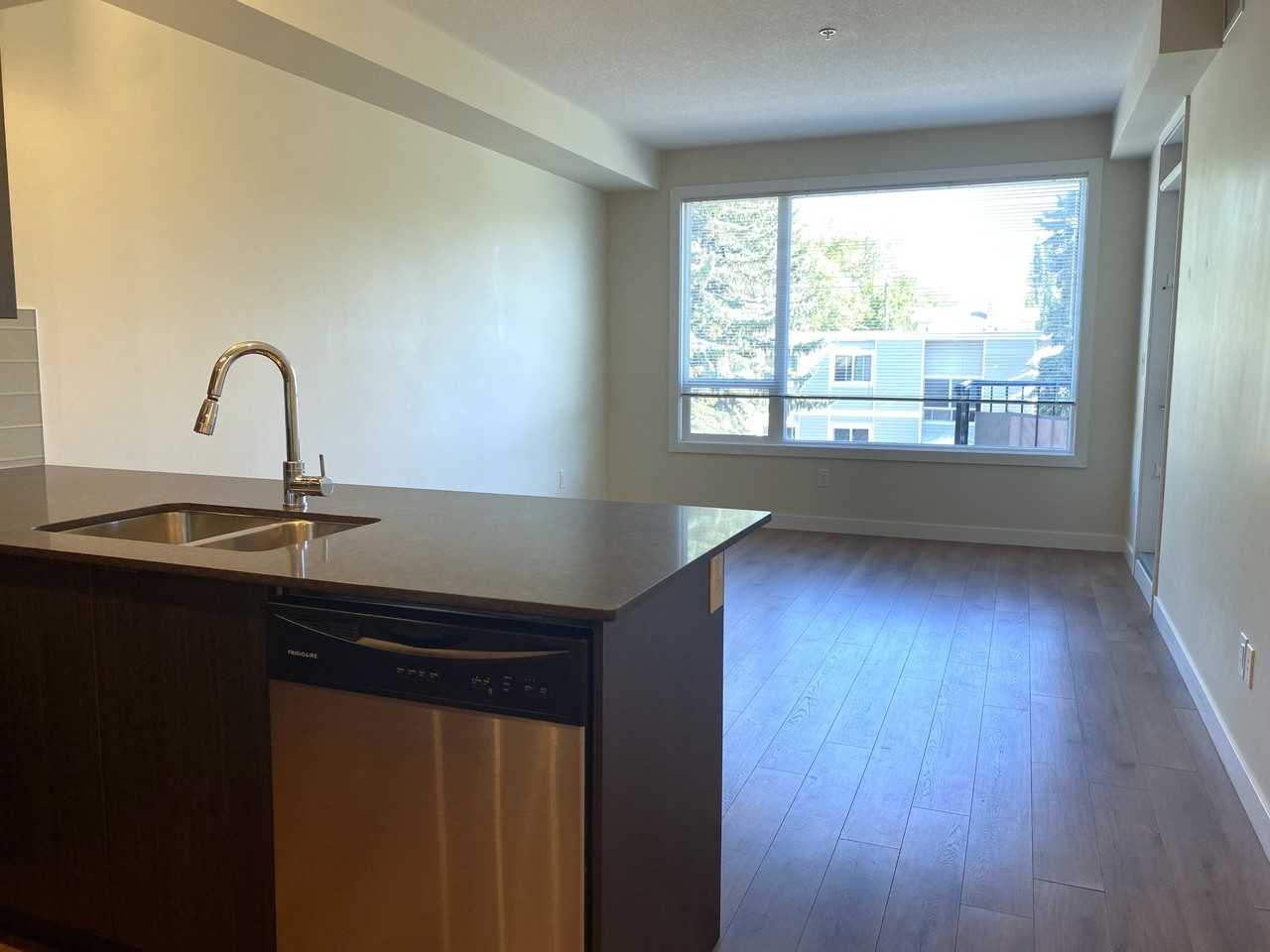 404, 9907-91 Ave - 1 #E - Photo 6 of 20