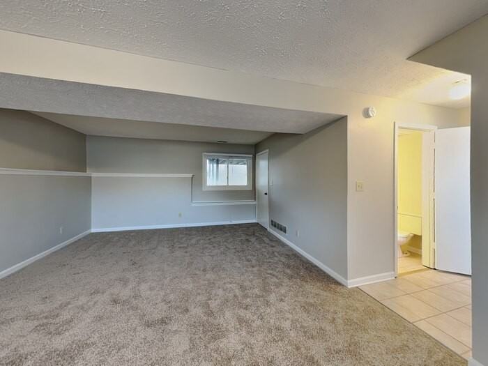 3123 Skeeter Ct - Photo 6 of 22