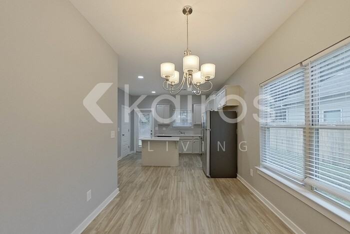 11509 Crimson Ridge Rd - Photo 7 of 35