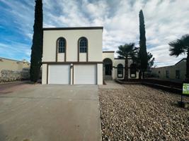 featured image of 704 Espolon Dr