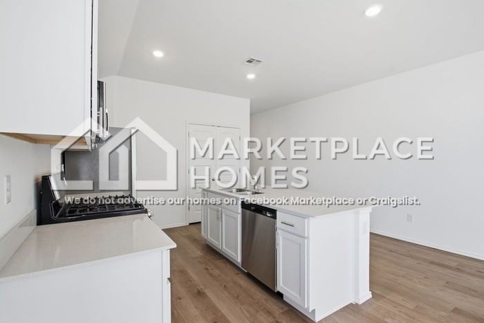 800 Ne 102nd Ter - Photo 7 of 30