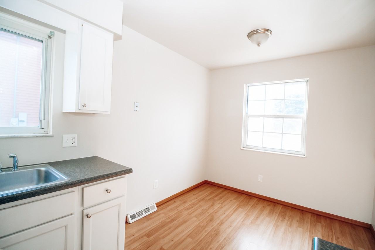 653 Williamsville Ave #NA - Photo 6 of 20