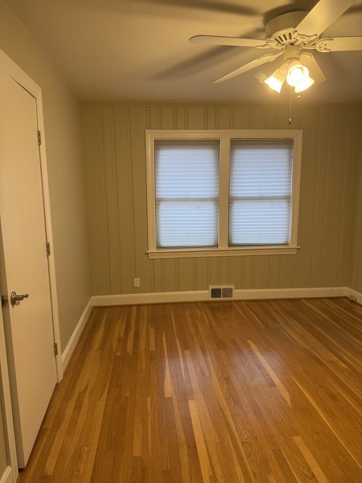 4301 Lincoln Rd #NA - Photo 4 of 5