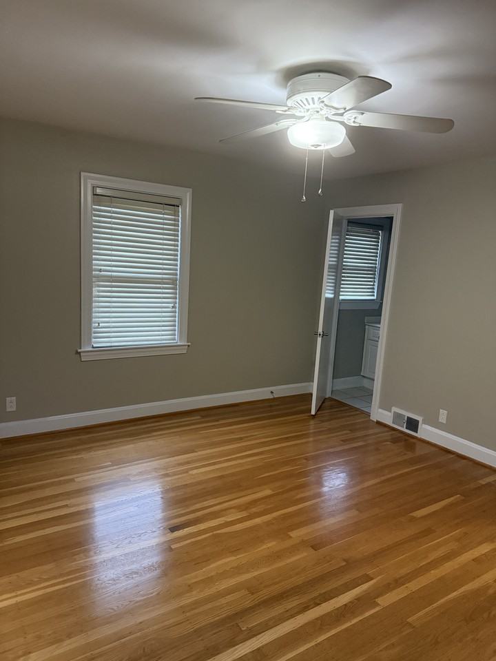 4301 Lincoln Rd #NA - Photo 5 of 5