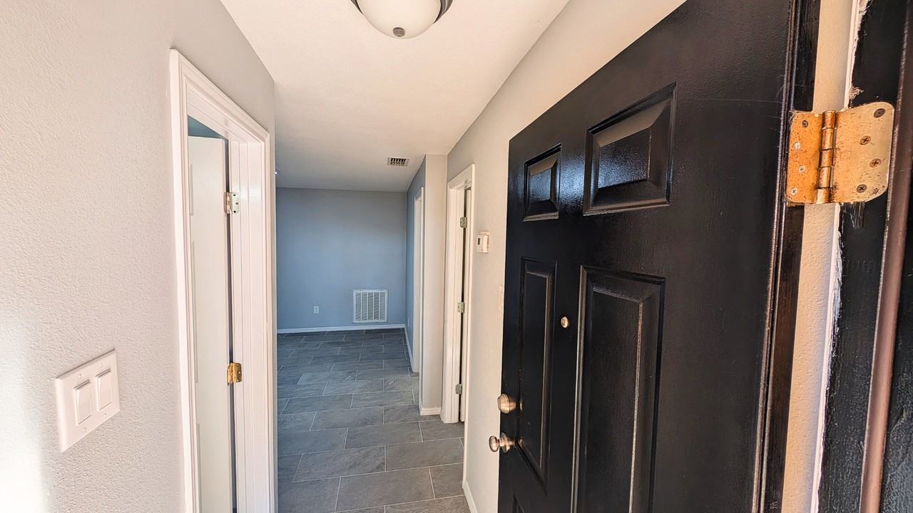 1801 Cortez St #REAR - Photo 3 of 11