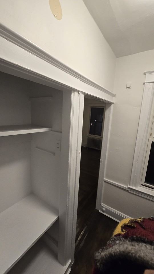 31 50 104th St #2ndFL - Photo 5 of 16