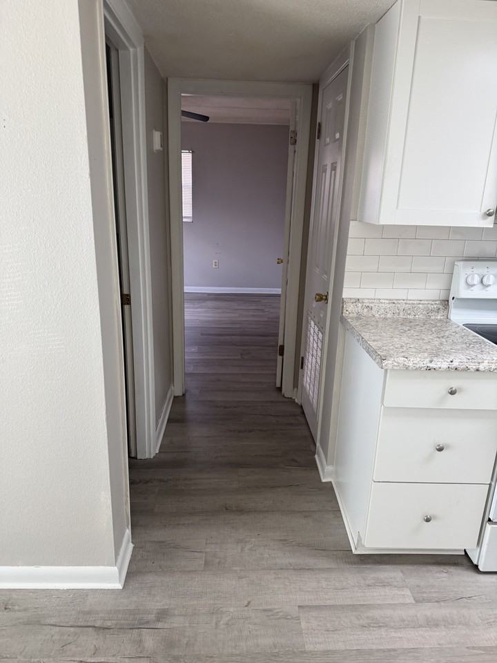 1702 Recker Hwy #A - Photo 3 of 10