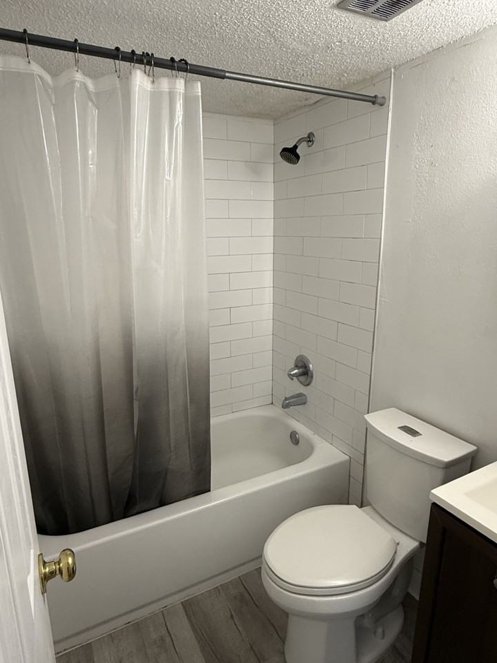 1702 Recker Hwy #A - Photo 4 of 10