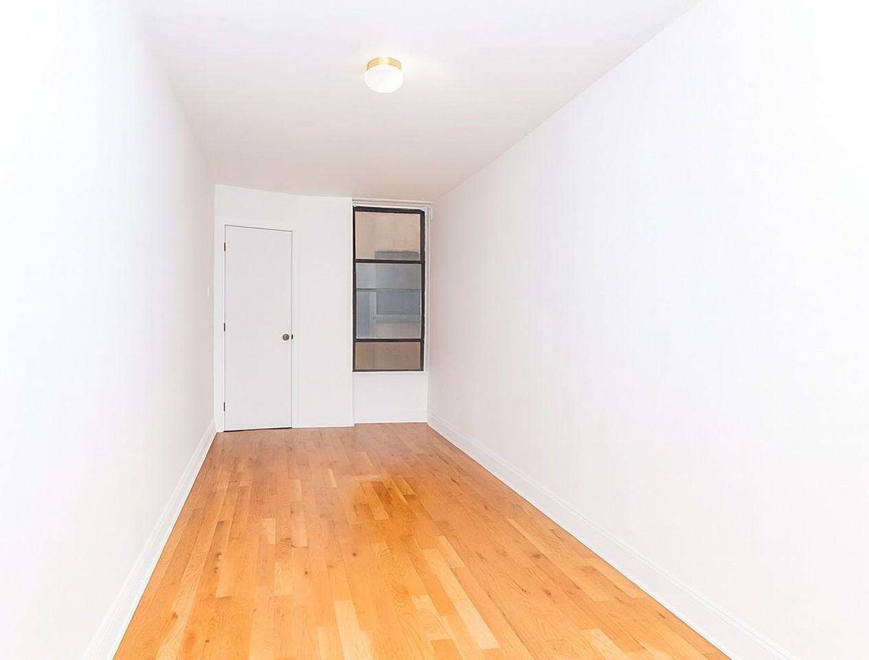 147 Starr St #3 - Photo 4 of 7