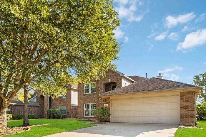 19914 Shore Meadows Ln - Photo 3 of 41