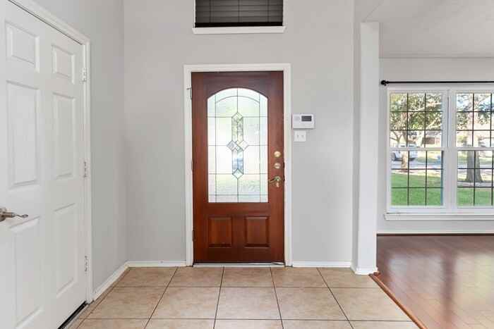 19914 Shore Meadows Ln - Photo 5 of 41