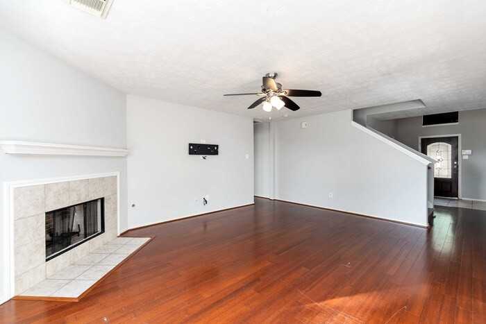 19914 Shore Meadows Ln - Photo 7 of 41