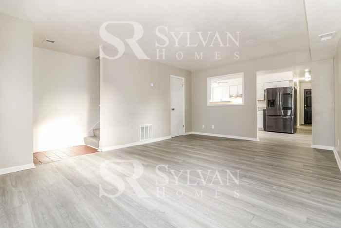 1024 Modoc Ave - Photo 5 of 16