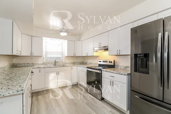 1024 Modoc Ave - Photo 7 of 16