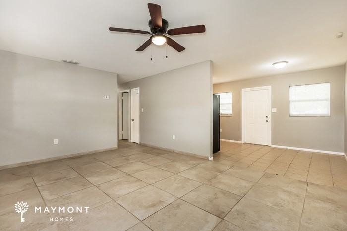 58 Marshall Ln - Photo 5 of 10