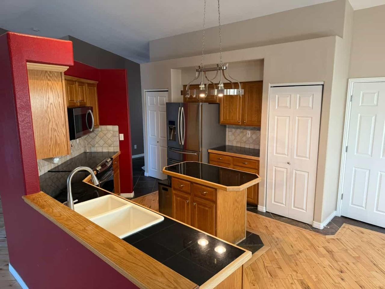 1138 Lakecrest Ct #NA - Photo 3 of 20