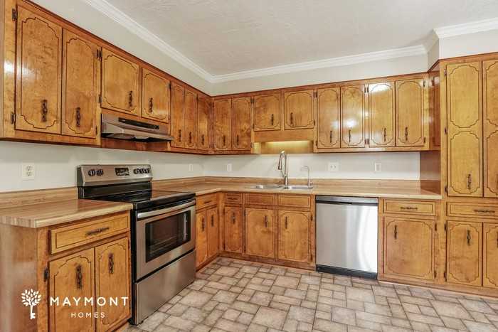 333 Stagecoach Way - Photo 6 of 15