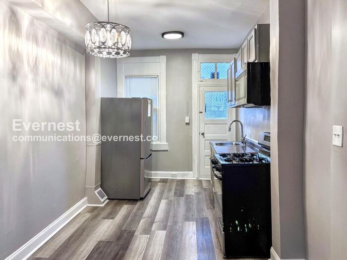 1134 Myrtle Ave - Photo 2 of 22