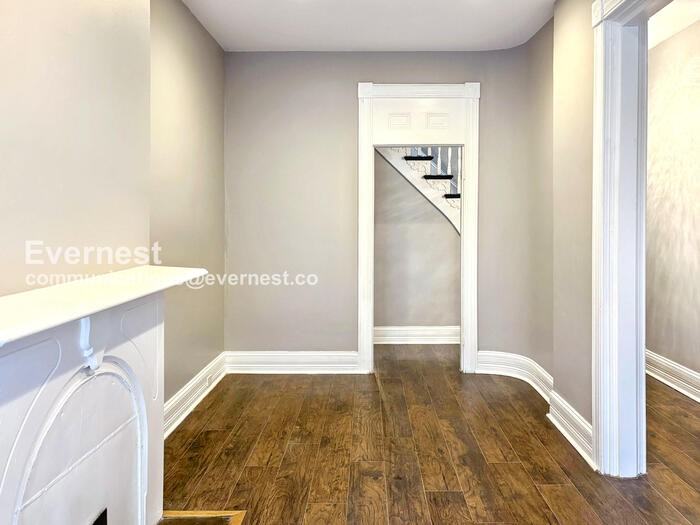 1134 Myrtle Ave - Photo 6 of 22