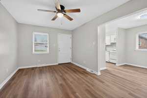 featured image of 1350 Dix Dr Apt B #NA