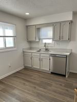 featured image of 5324 Jennifer Dr #5324