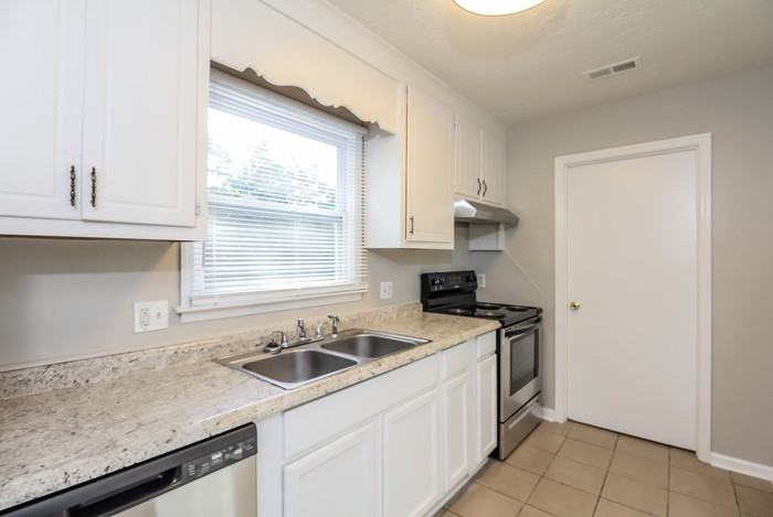 107 Bridgecreek Dr - Photo 7 of 16