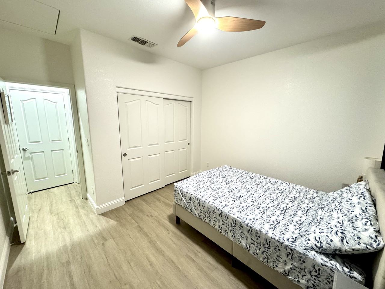 464 W Callado Ave #NA - Photo 2 of 12