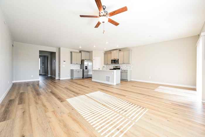 17734 E 94th Dr - Photo 4 of 16