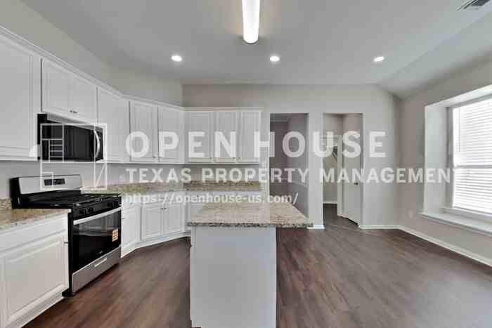 7002 Winter Blossom Dr - Photo 7 of 24