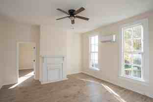 415 W 6th St #1S - Photo 1 of 1