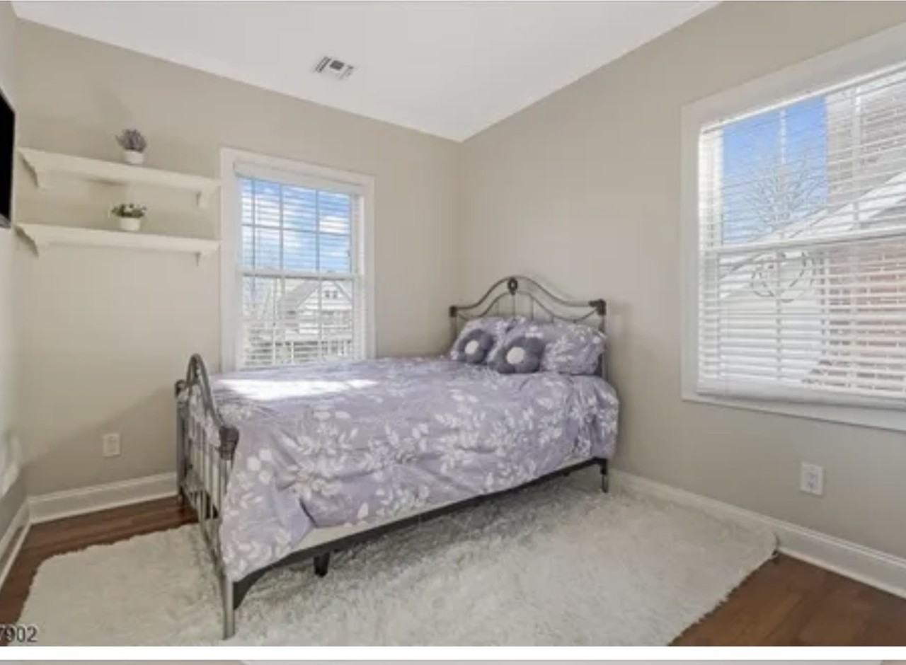 530 Hort St #NA - Photo 6 of 12