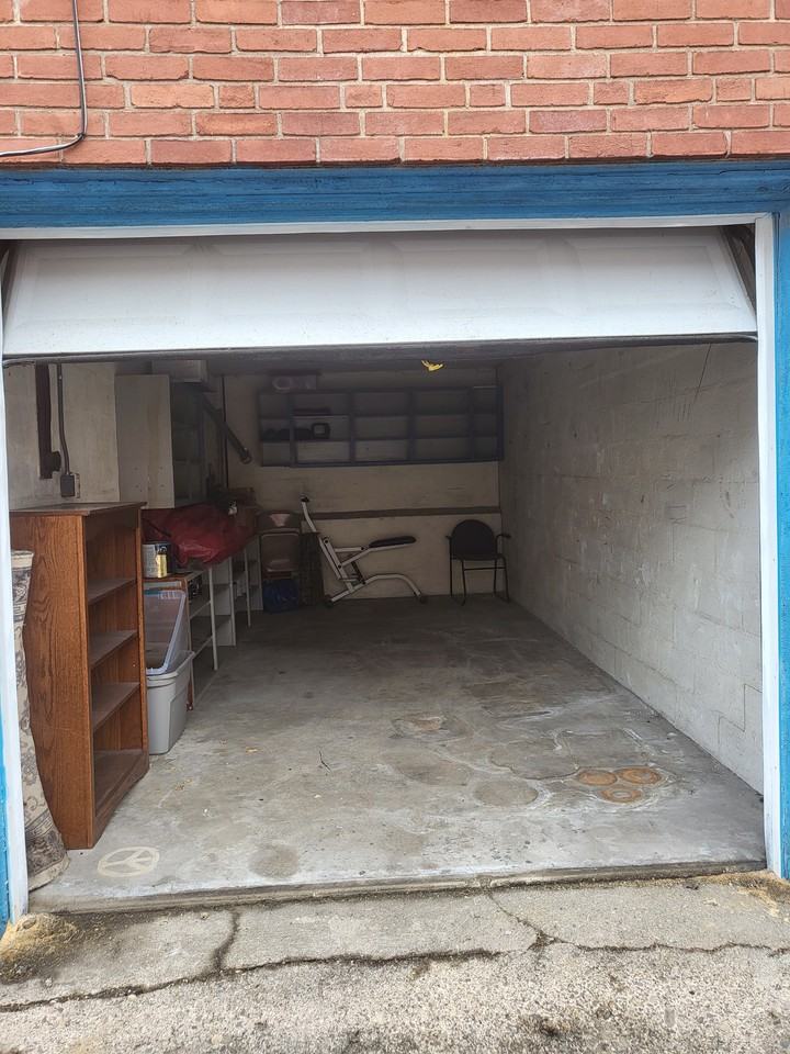 2445 Brookwood St #1 - Photo 6 of 50