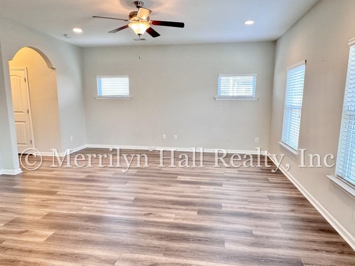 2014 Chipmunk Ln - Photo 3 of 29