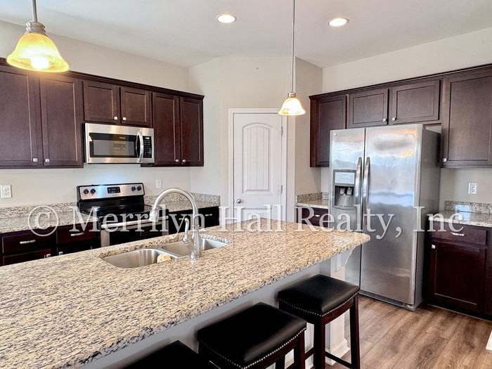 2014 Chipmunk Ln - Photo 5 of 29