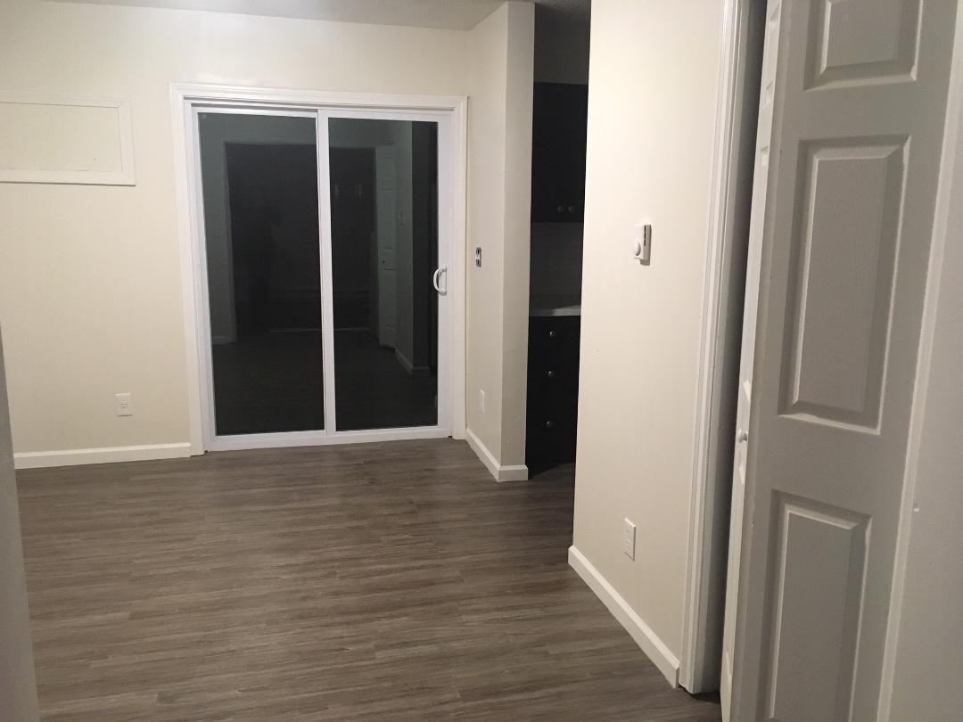 245 Colonial Ave #6B - Photo 6 of 21