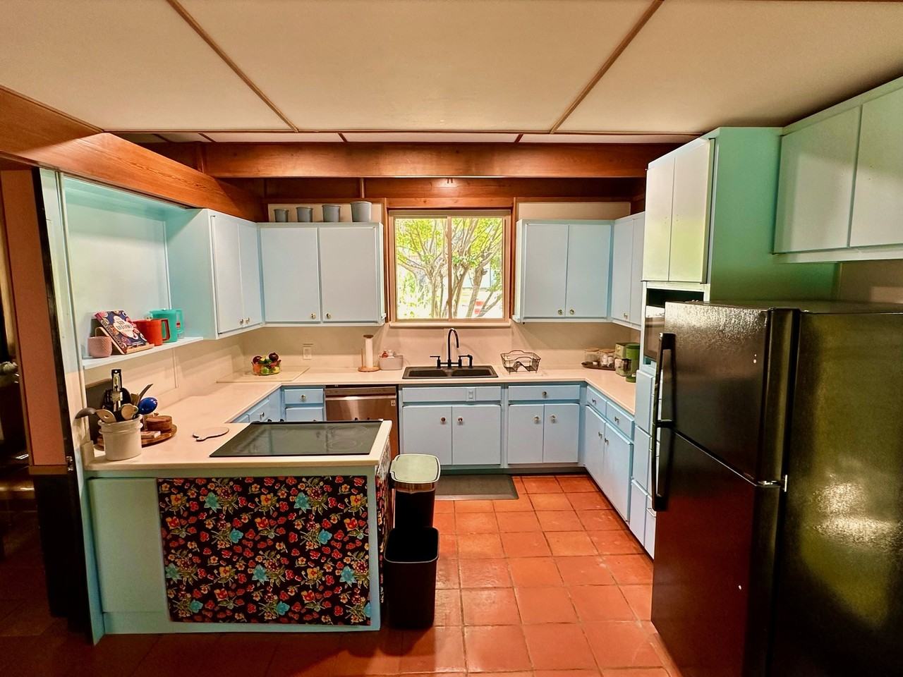 506 E Hathaway Dr #NA - Photo 3 of 9