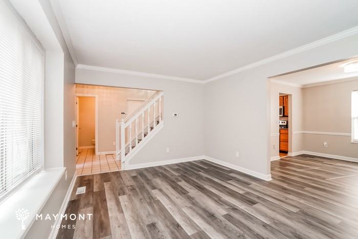 1018 Aberdeen Ct - Photo 5 of 13