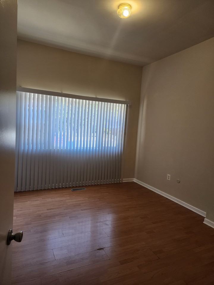 4932 Duffield St #1 - Photo 3 of 10