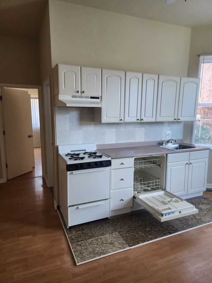 4932 Duffield St #1 - Photo 6 of 10