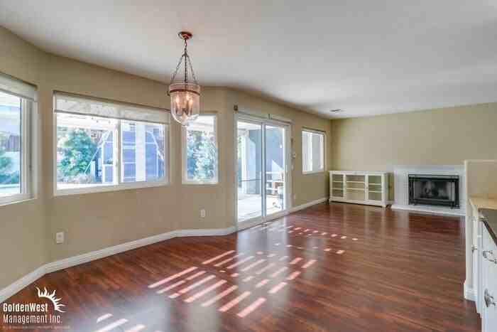 618 Sipes Cir - Photo 4 of 25