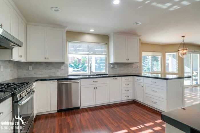 618 Sipes Cir - Photo 5 of 25